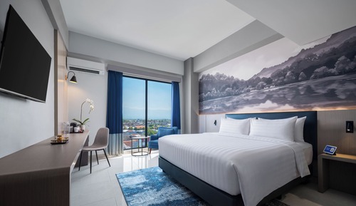 Premier Room