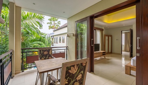 Suite, Balcony