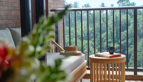 Deluxe room, balcony and forest view - 2 single beds