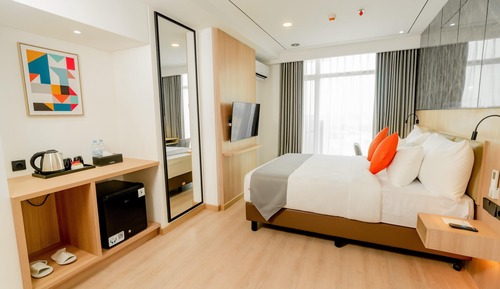 Deluxe Room, 1 Queen Bed, Non Smoking