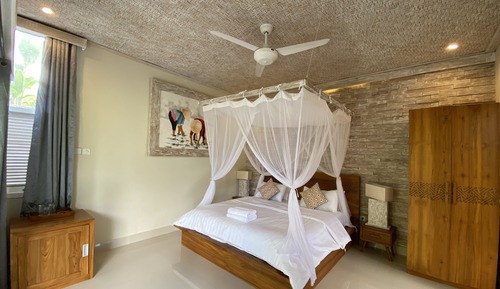 Deluxe Double Room (5)