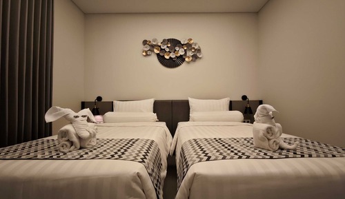 Deluxe Twin Room