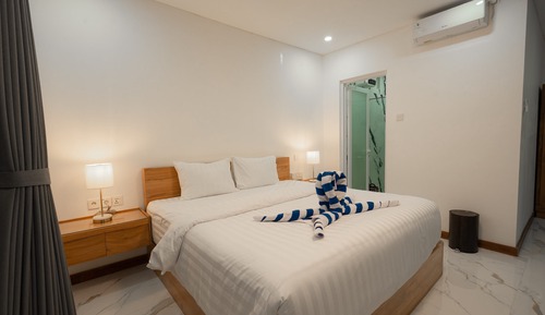 Deluxe Room, 1 King Bed