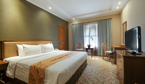 Executive Room