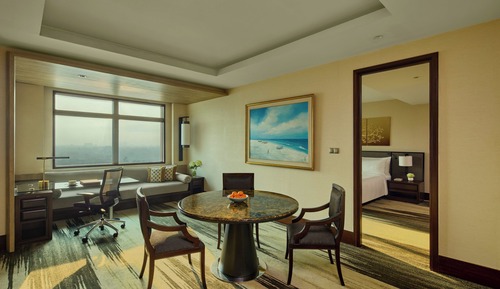 Grand Suite (Executive Lounge Access)