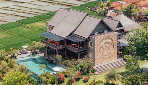 Luxury Villa, 5 Bedrooms, Beachside