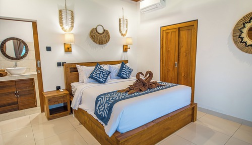 Villa, 2 Bedrooms, Balcony, Pool View
