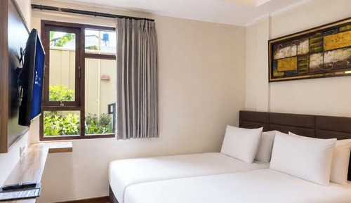 Pavilion 3 Bed Room