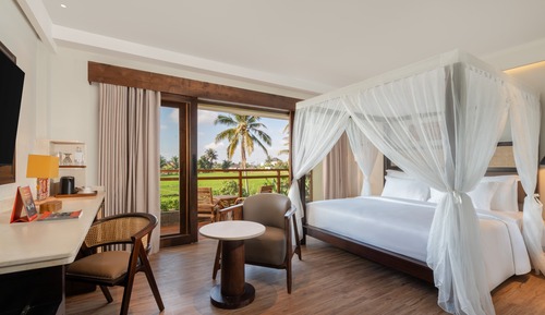 Deluxe Room Nature View with Balcony