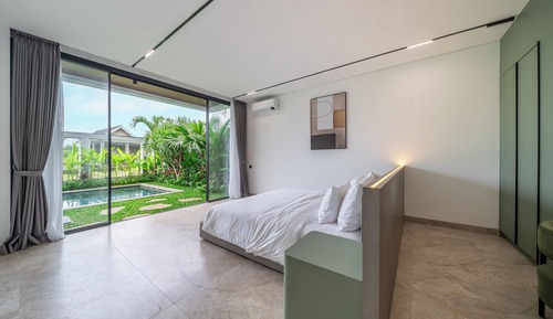 Executive Villa, Pool View