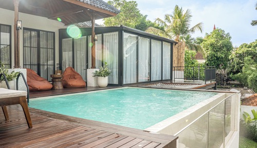 Luxury Villa, Pool View