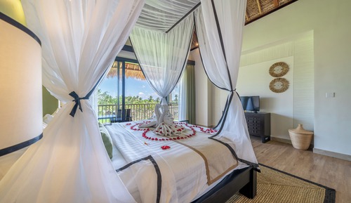 Standard Double Room, 1 King Bed, Garden View