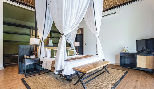Premium Villa, Patio, Pool View