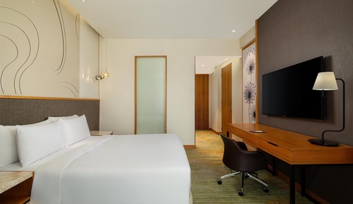 Superior Room, City View
