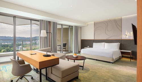 Studio Suite, Golf View