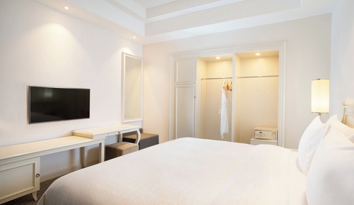 Suite, 1 King Bed