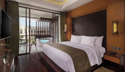 Suite, 1 Queen Bed (Jacuzzi)