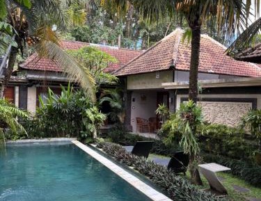 Double Room with Pool View