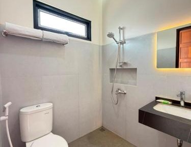 Twin Room with Pool View