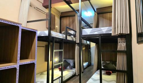 Bed in 8-Bed Mixed Dormitory Room