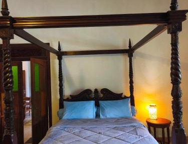 Deluxe Double Room with Bath