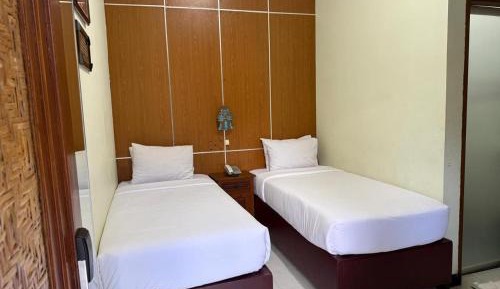 Standard Twin Room with Garden View