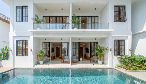 One-Bedroom Apartment with View