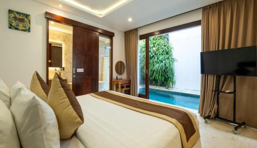 Two-Bedroom Villa with Floating Breakfast with Free Afternoon Tea