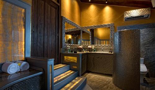 The Exceptional Bridal Suite