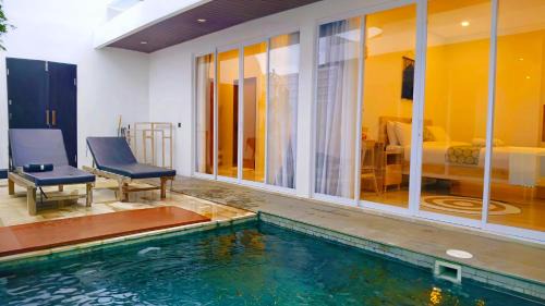 Villa with Private Pool