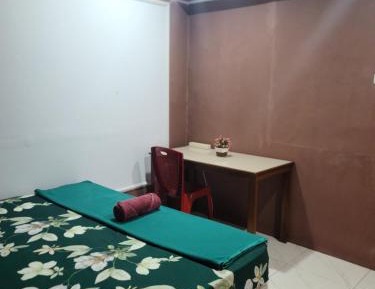 Deluxe Double Room with Side Sea View