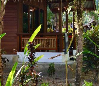 Deluxe Bungalow with Garden View