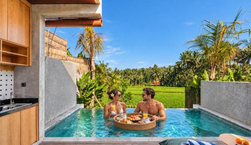 One-bedroom Private Pool Villa with Rice Field View
