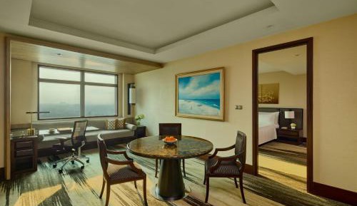 Grand Suite with Executive Lounge