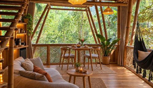 Horizon Suite Villa With Waterfall View
