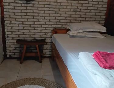 Single Room with Shared Bathroom