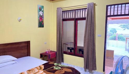 Single Room with Private Bathroom