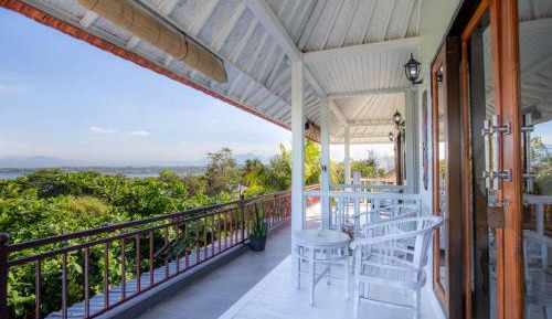 Villa with Sea View