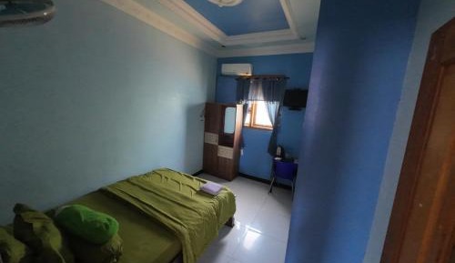 Small Single Room
