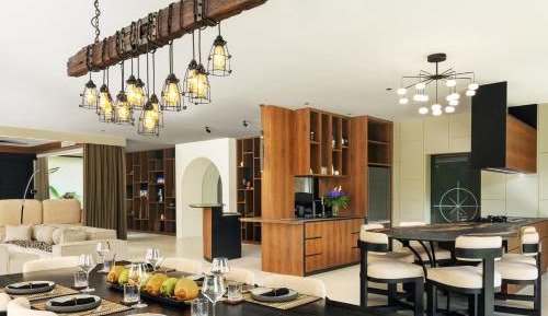 The Pent House with Private Pool, Home Theatre, Kitchenette, and 2 Bedrooms