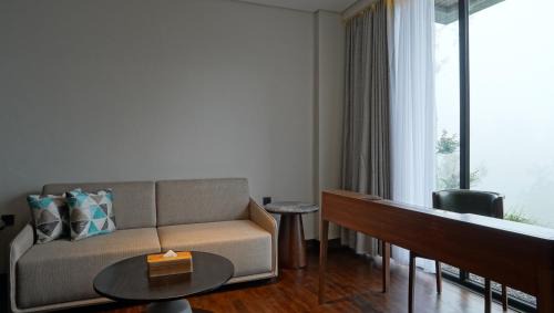 Jambuluwuk Suite
