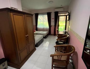 Twin Room with Balcony
