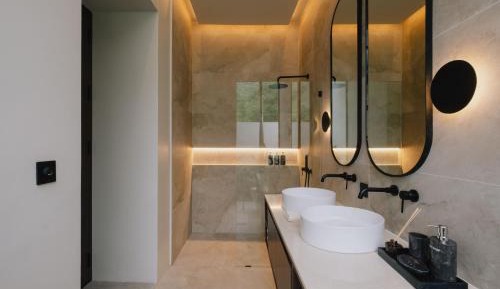 One-Bedroom Villa
