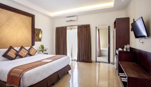 Deluxe Queen Room