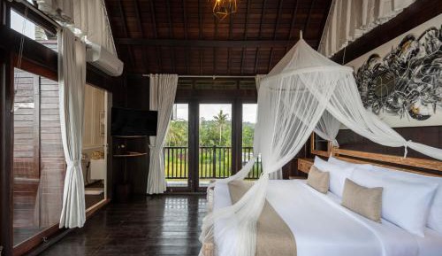 One Bedroom Wooden Villa 