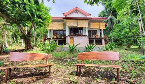 Deluxe Double Room with Balcony and Sea View