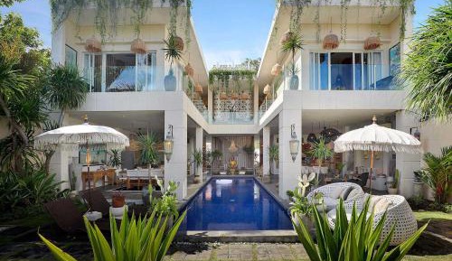 Villa with Private Pool