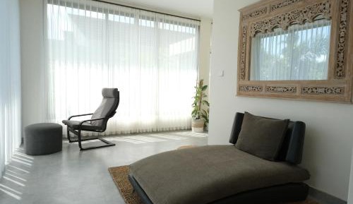 Two-Bedroom Deluxe Apartment with Balcony