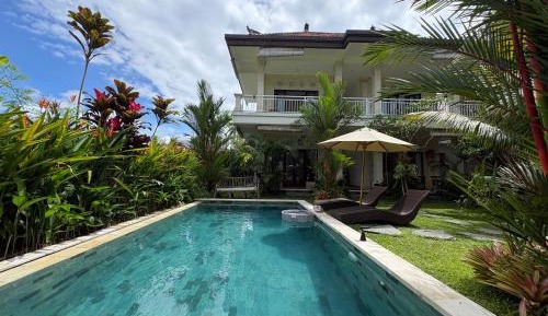 King Room with Pool View
