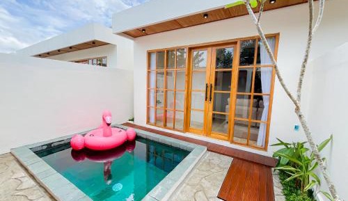Suite with Private Pool